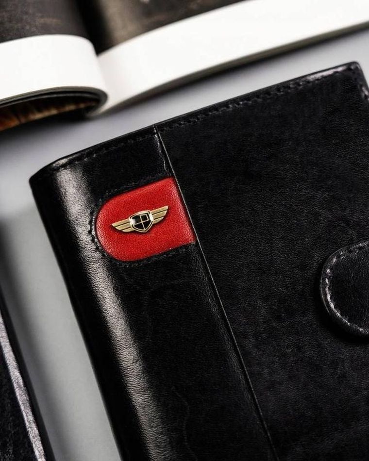 Portfel, czarny, skórzany, Peterson