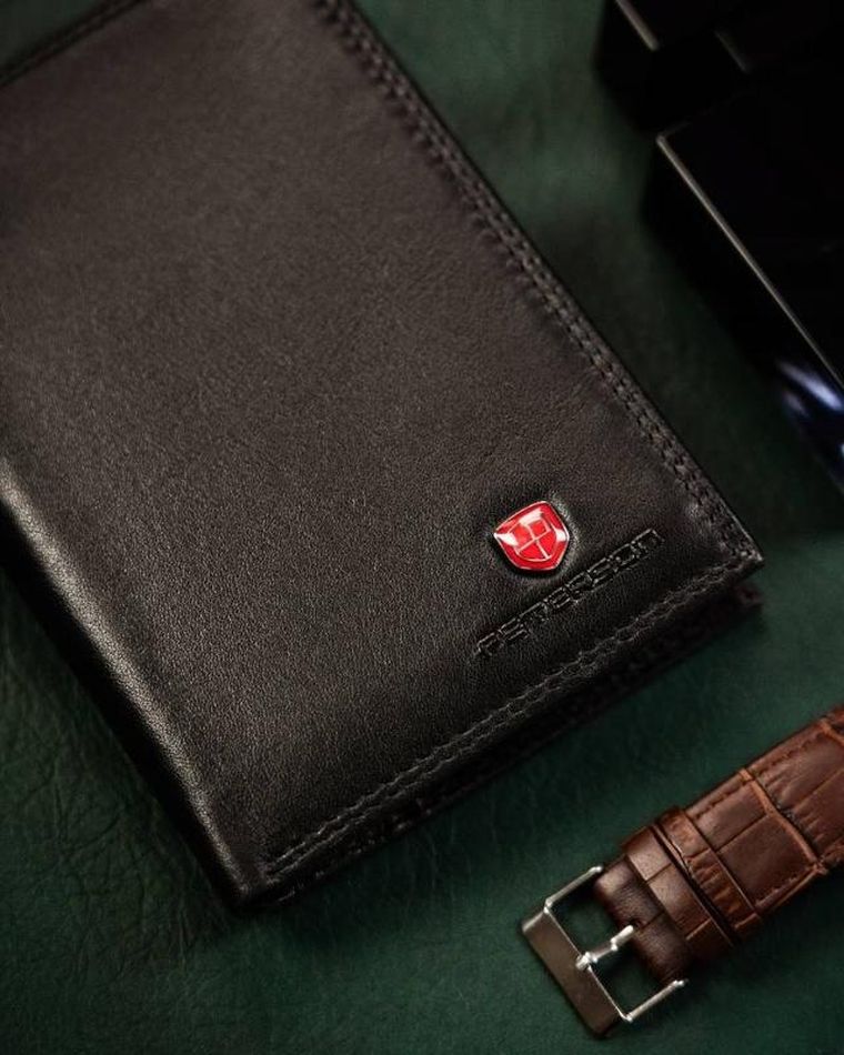 Portfel, czarny, skórzany, Peterson