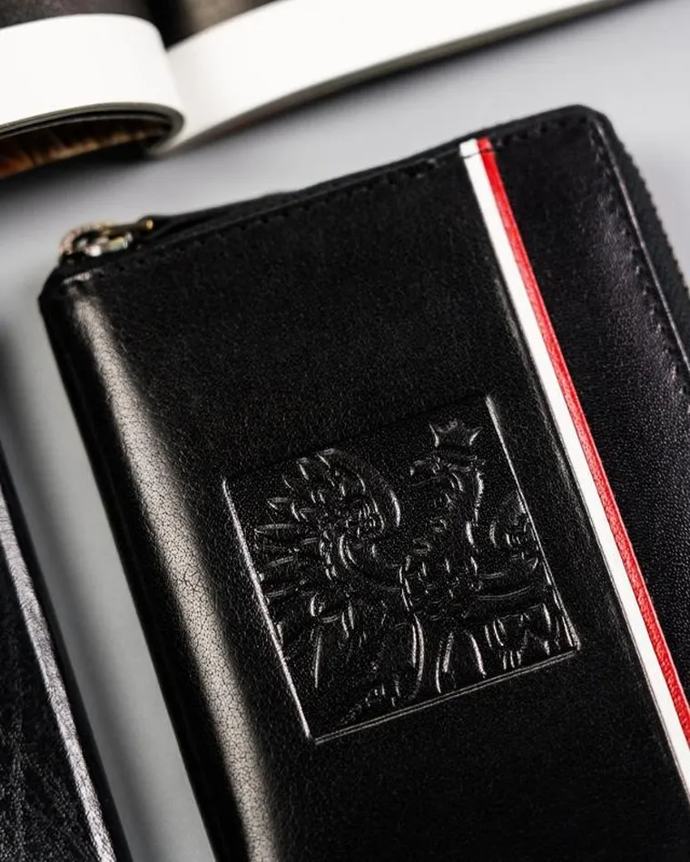 Portfel, czarny, skórzany, Peterson