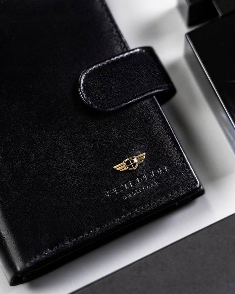 Portfel, czarny, skórzany, Peterson