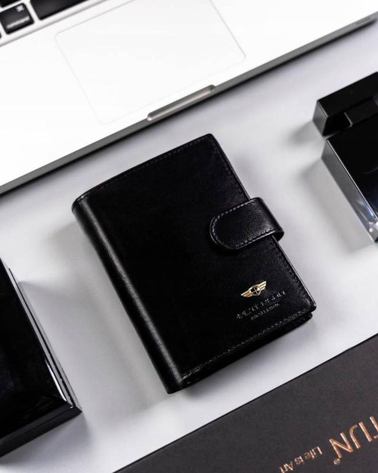 Portfel, czarny, skórzany, Peterson