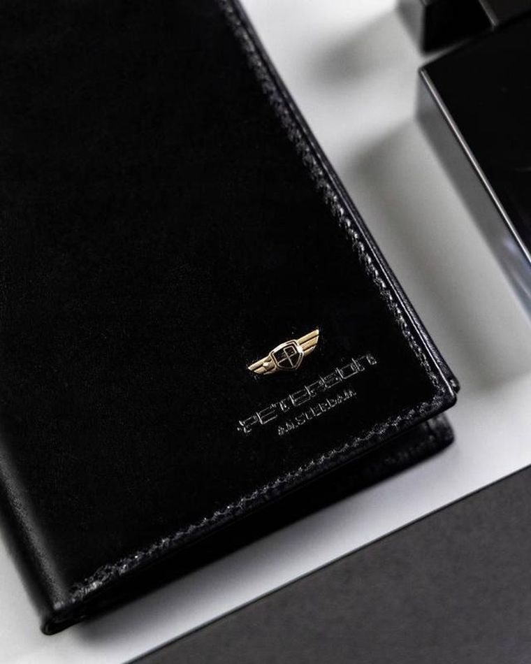 Portfel, czarny, skórzany, Peterson