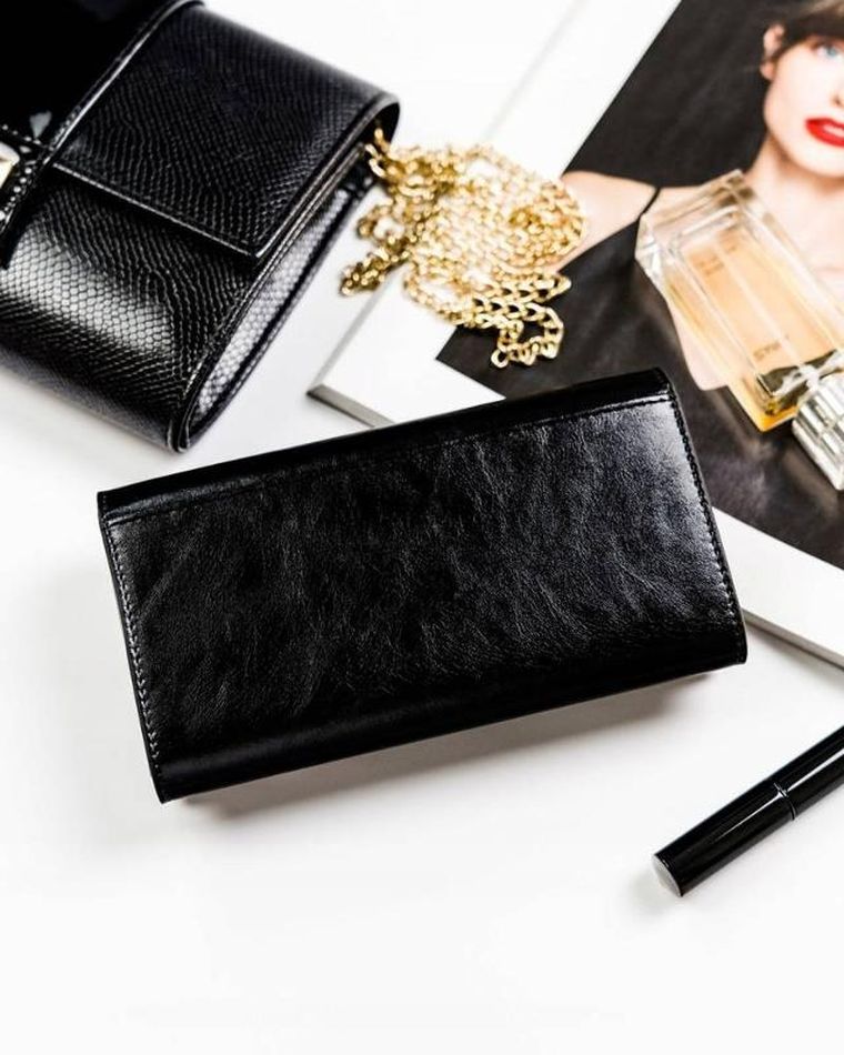 Portfel, czarny, skórzany, Peterson