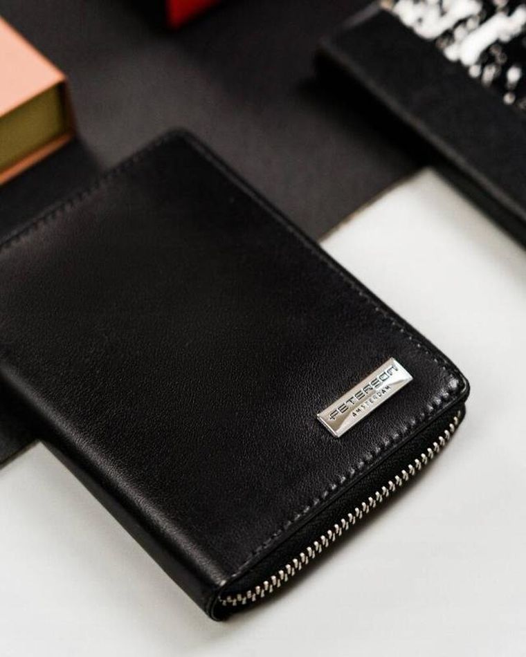 Portfel, czarny, skórzany, Peterson