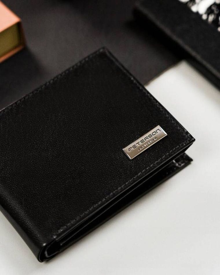 Portfel, czarny, skórzany, Peterson