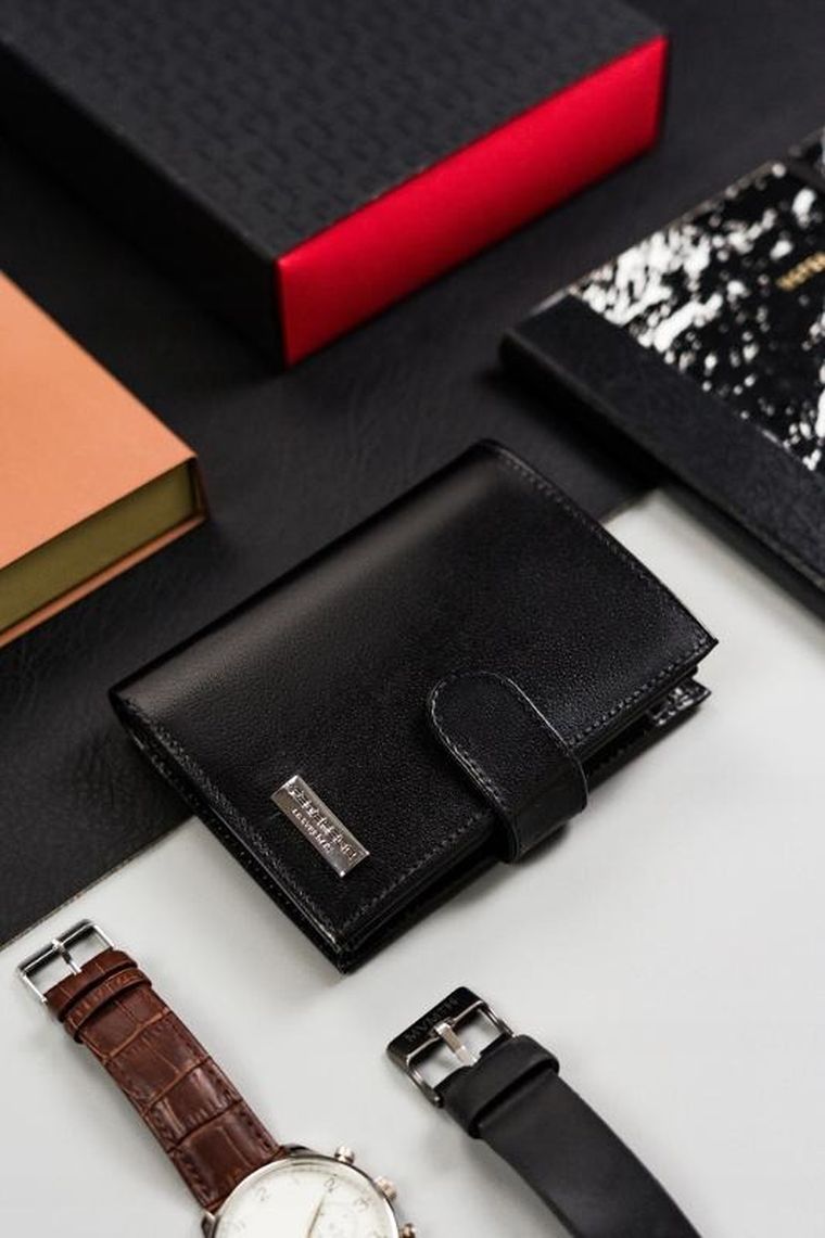 Portfel, czarny, skórzany, Peterson