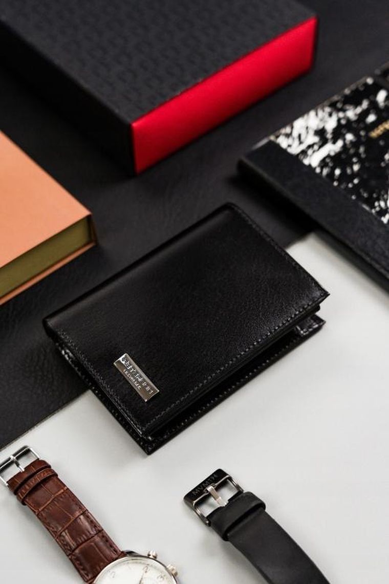 Portfel, czarny, skórzany, Peterson