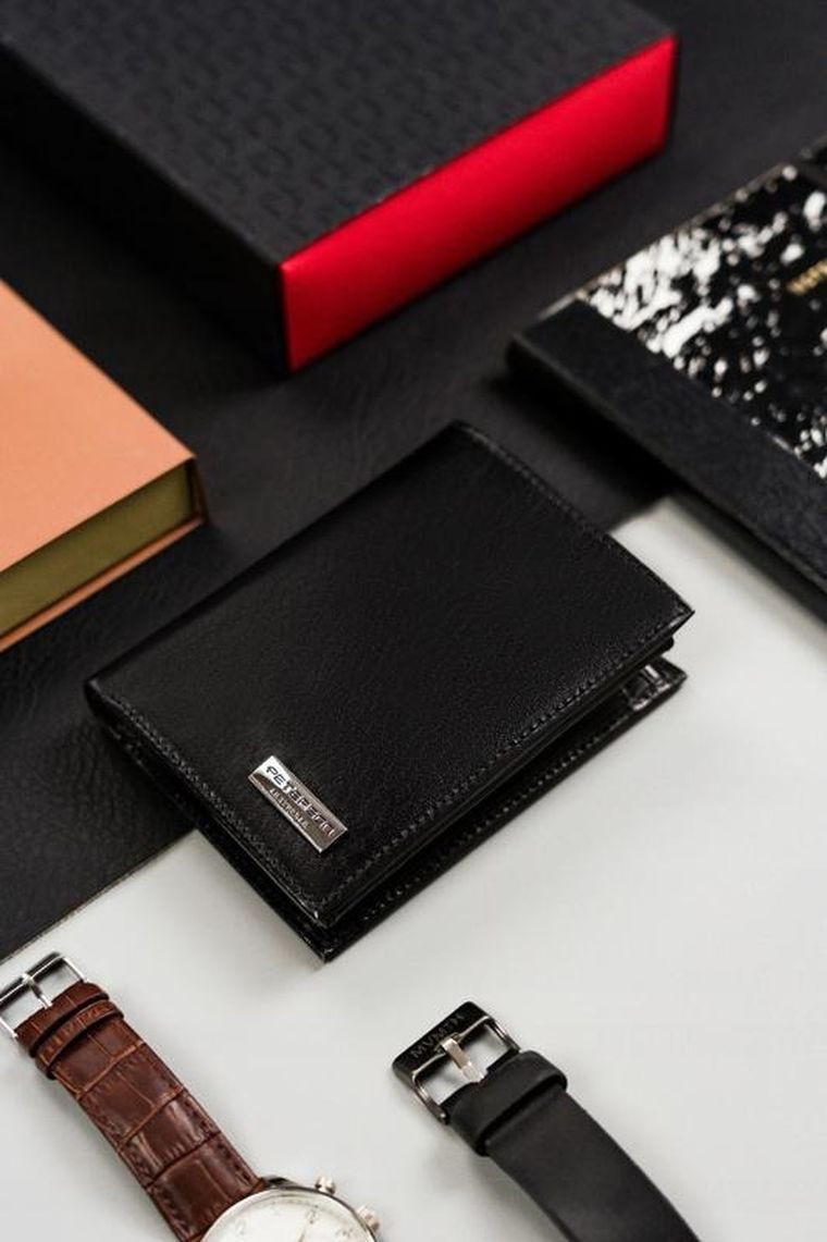 Portfel, czarny, skórzany, Peterson