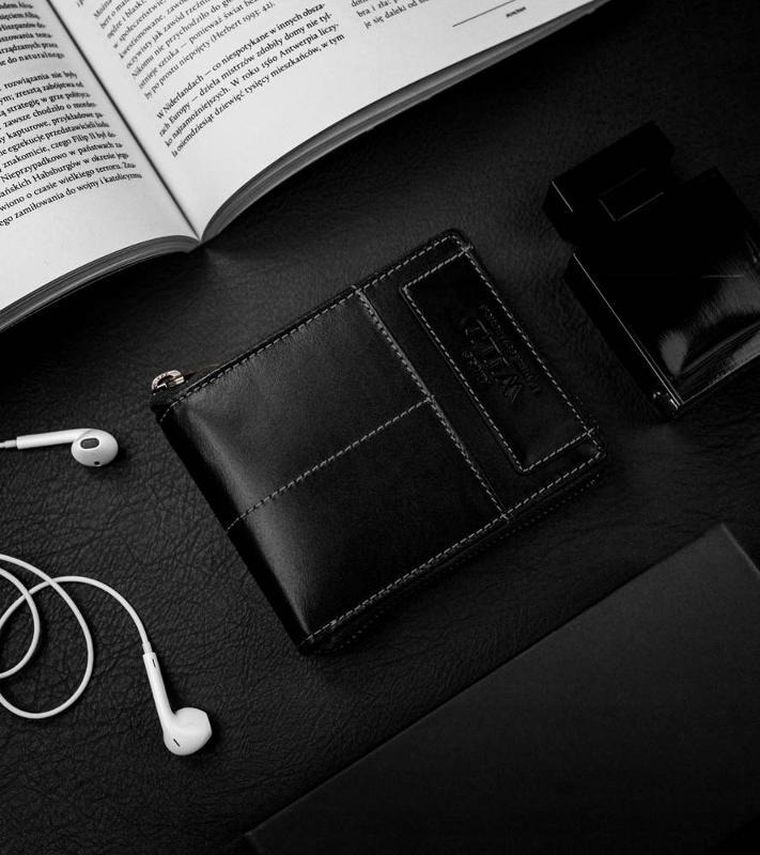 Portfel, czarny, skórzany, RFID, Always Wild