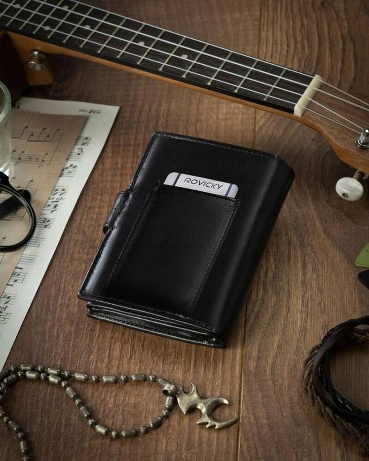 Portfel, czarny, skórzany, RFID, Cavaldi