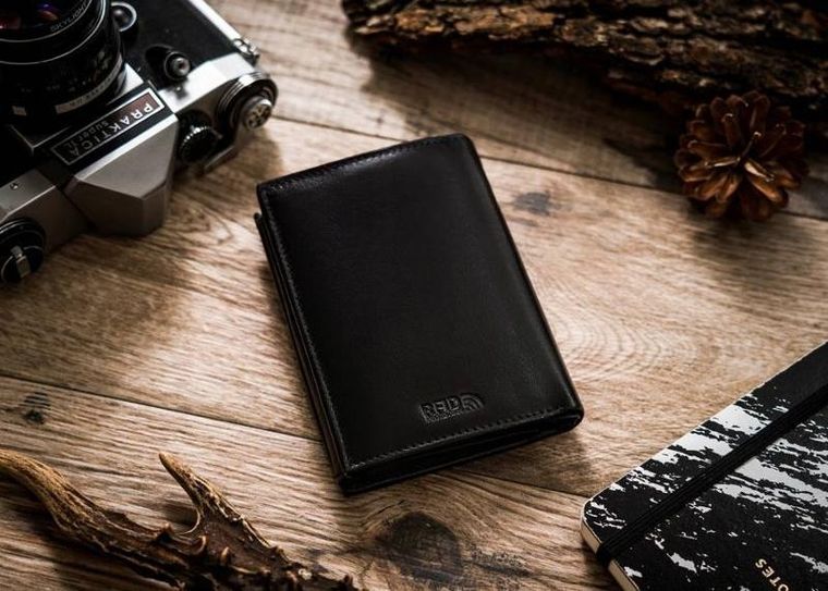 Portfel, czarny, skórzany, RFID, Peterson