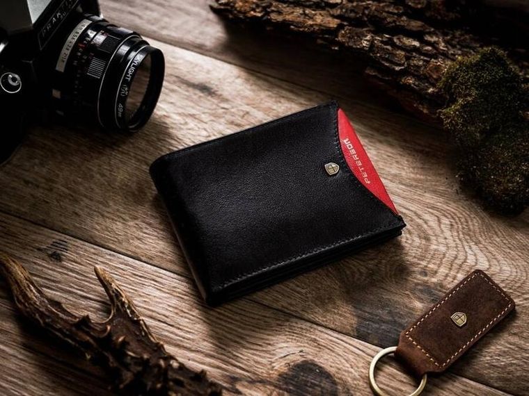 Portfel, czarny, skórzany, RFID, Peterson