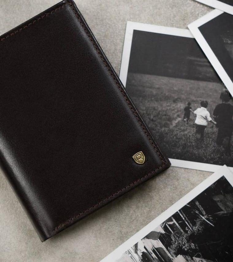 Portfel, czarny, skórzany, RFID, Rovicky