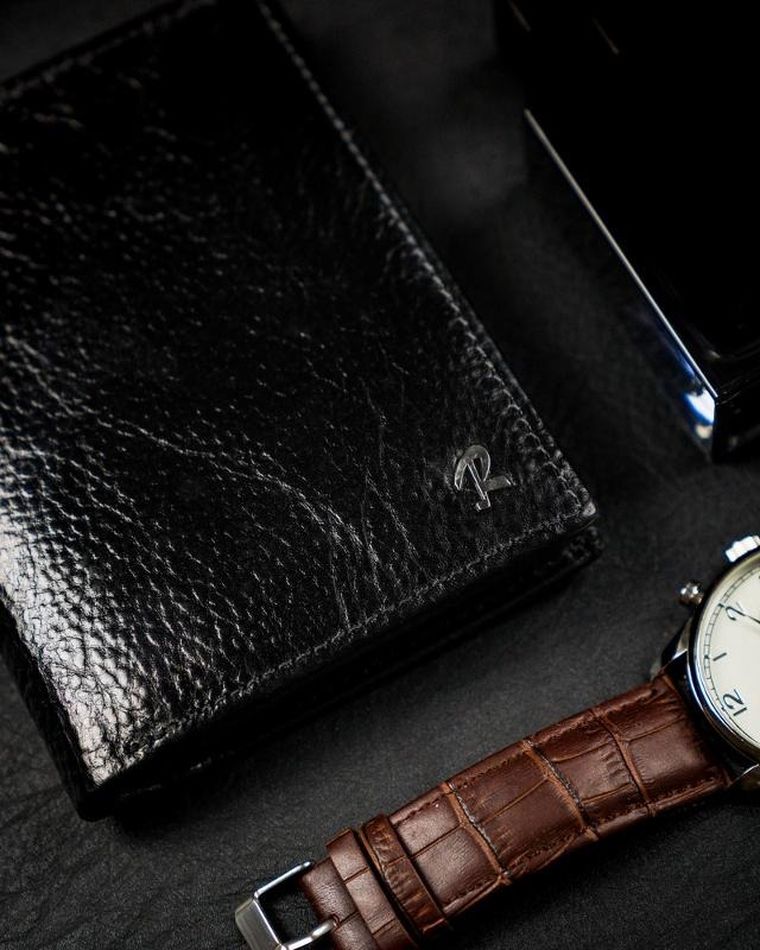 Portfel, czarny, skórzany, RFID, Rovicky