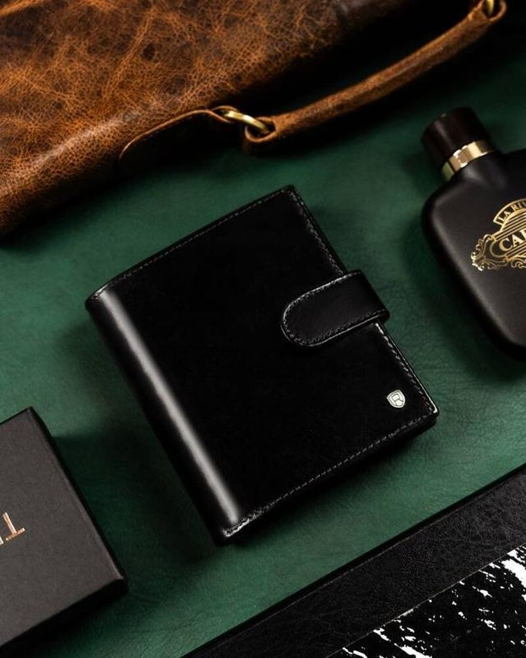 Portfel, czarny, skórzany, RFID, Rovicky