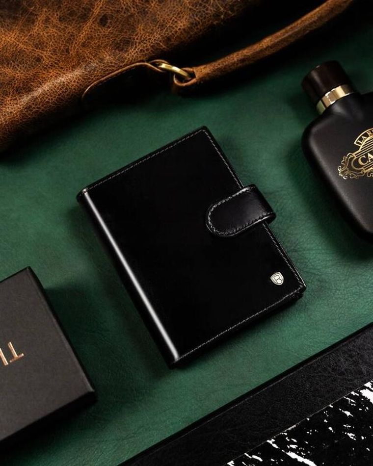 Portfel, czarny, skórzany, RFID, Rovicky