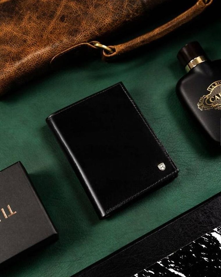 Portfel, czarny, skórzany, RFID, Rovicky