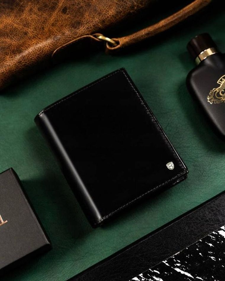 Portfel, czarny, skórzany, RFID, Rovicky