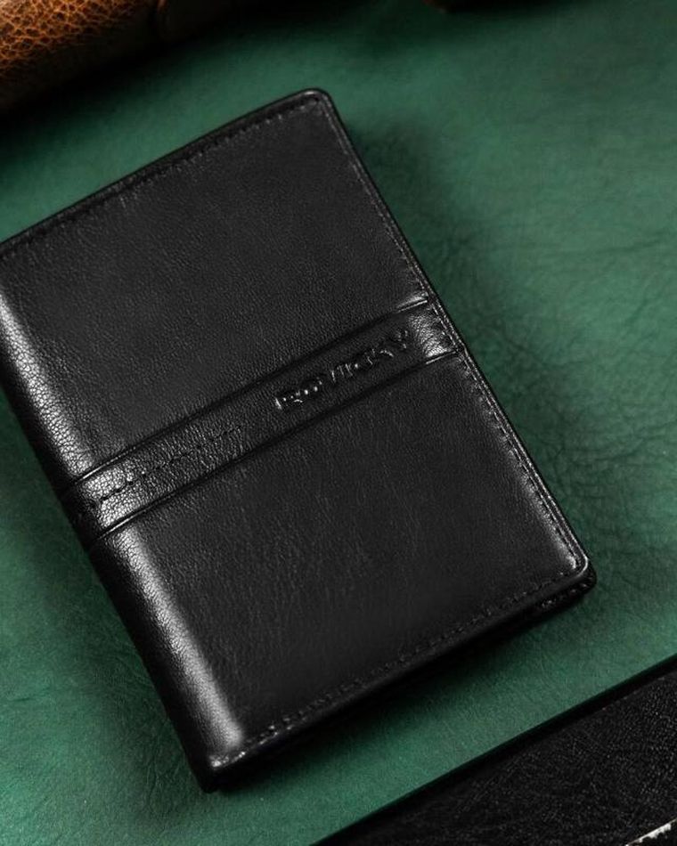 Portfel, czarny, skórzany, RFID, Rovicky