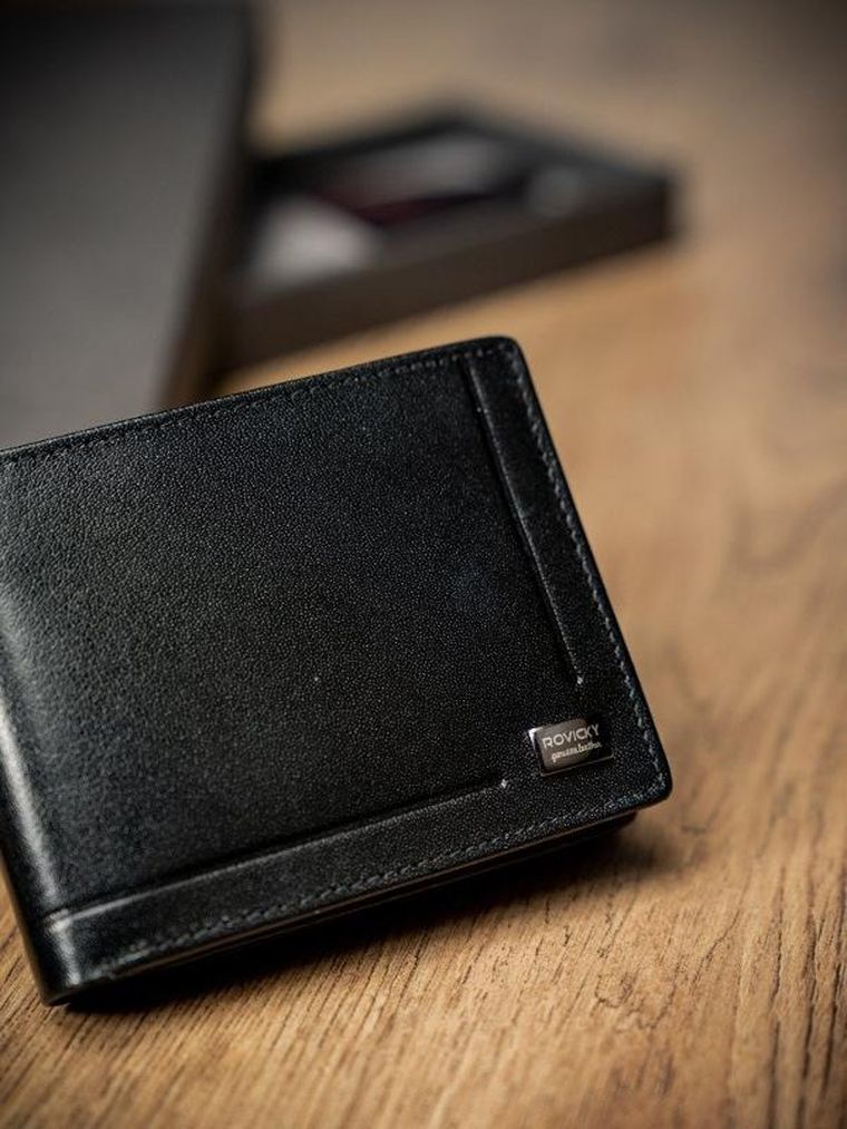 Portfel, czarny, skórzany, RFID, Rovicky