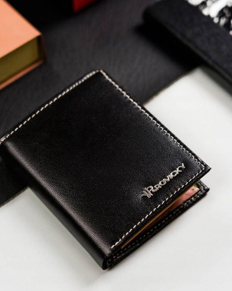 Portfel, czarny, skórzany, RFID, Rovicky