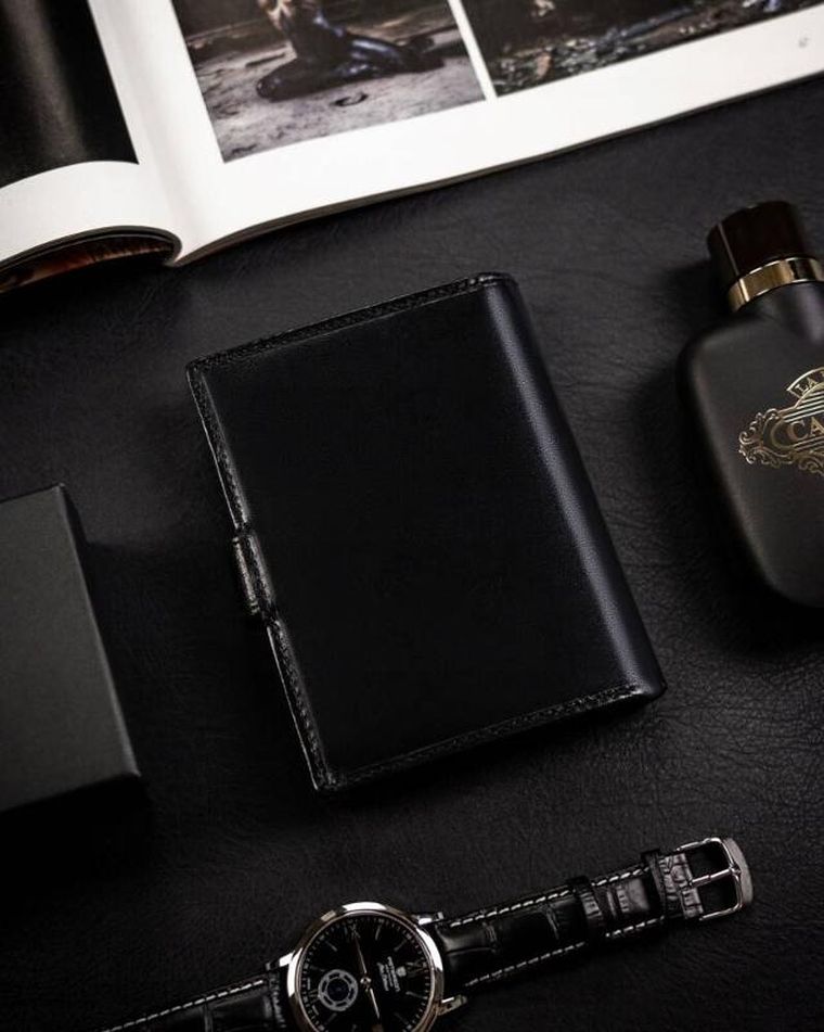 Portfel, czarny, skórzany, Rovicky