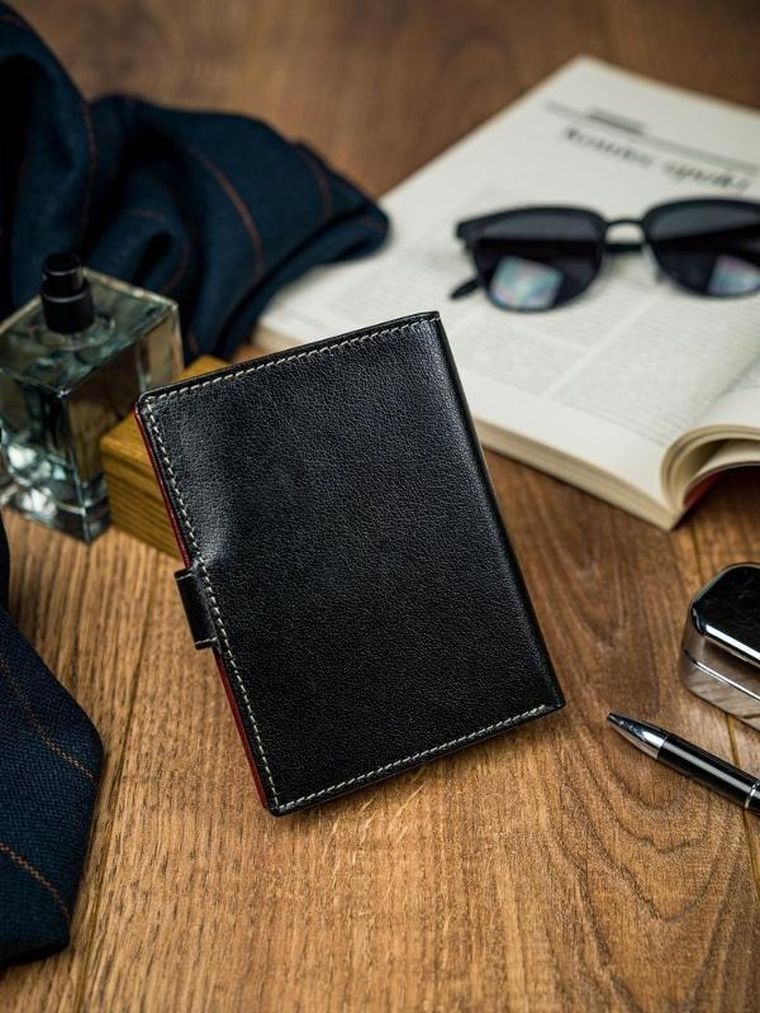 Portfel, czerwono-czarny, skórzany, RFID, Rovicky