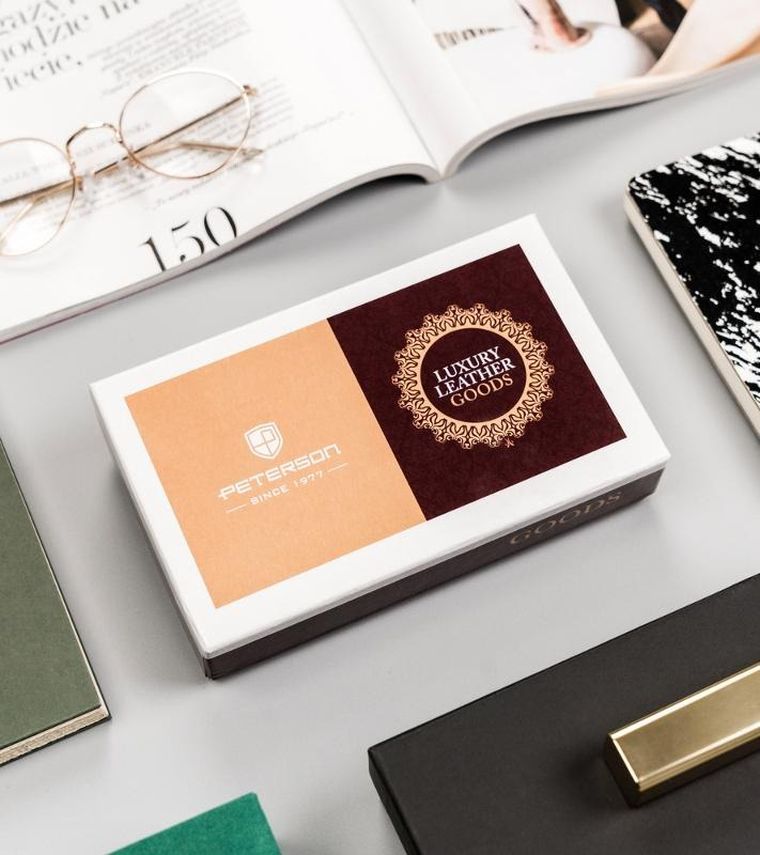 Portfel, czerwony, skórzany, Peterson