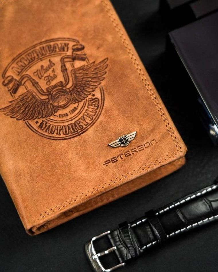 Portfel męski bez zapięcia z naturalnej skóry nubukowej, Peterson