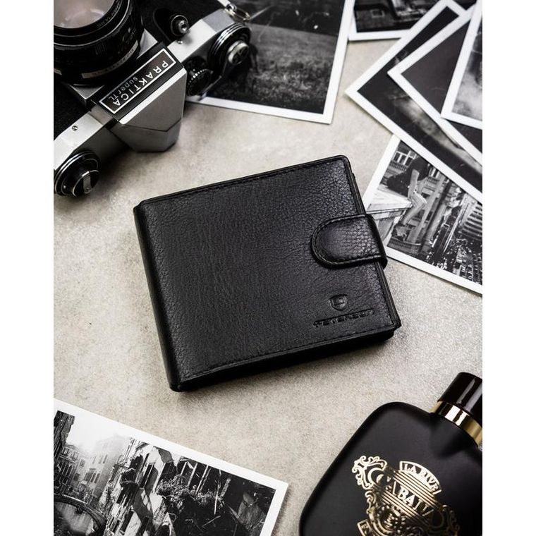 Portfel z brelokiem, czarny, skórzany, Peterson