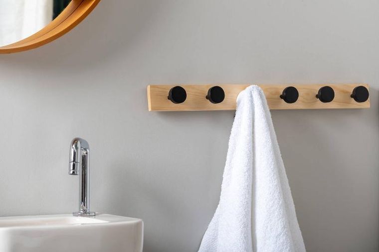 Present Time, Knobs, wieszak na ubrania na ścianę, 60 cm