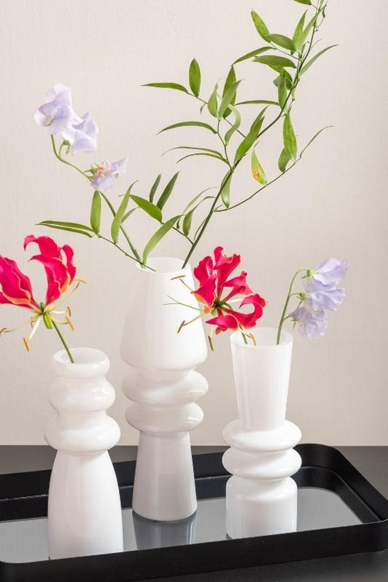 Present Time, szklany wazon ręcznie wykonany, Cone, Ø 9 cm