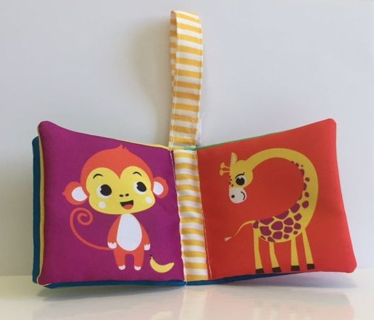 Przytul mnie. Kotek. Miękka księżeczka