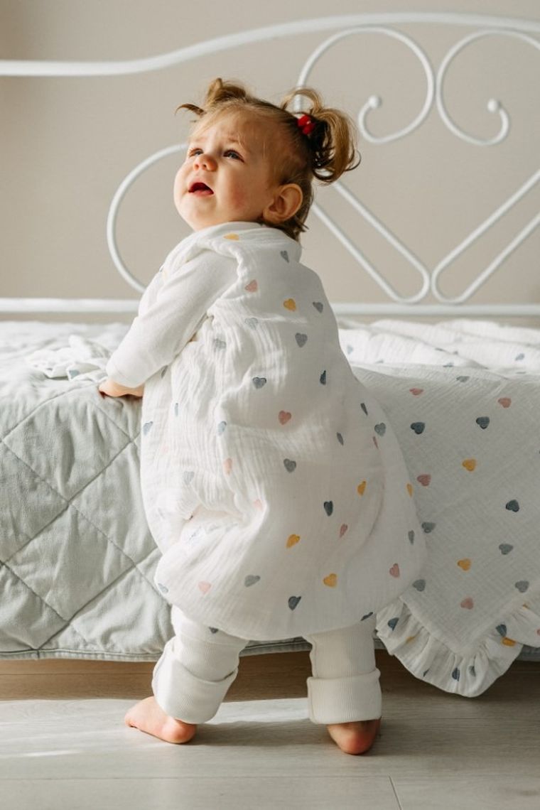 Pulp, Serduszka kolorowe, kocyk muślinowy z falbankami, 90-100 cm