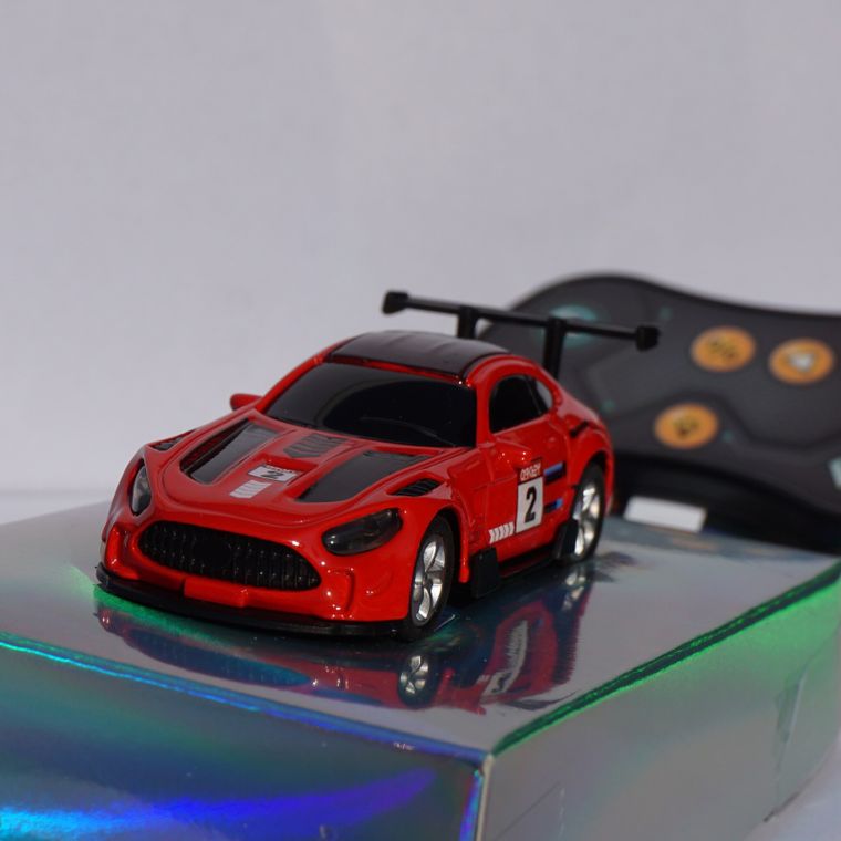 QBI, mini pojazd zdalnie sterowany, 1:64, czerwony