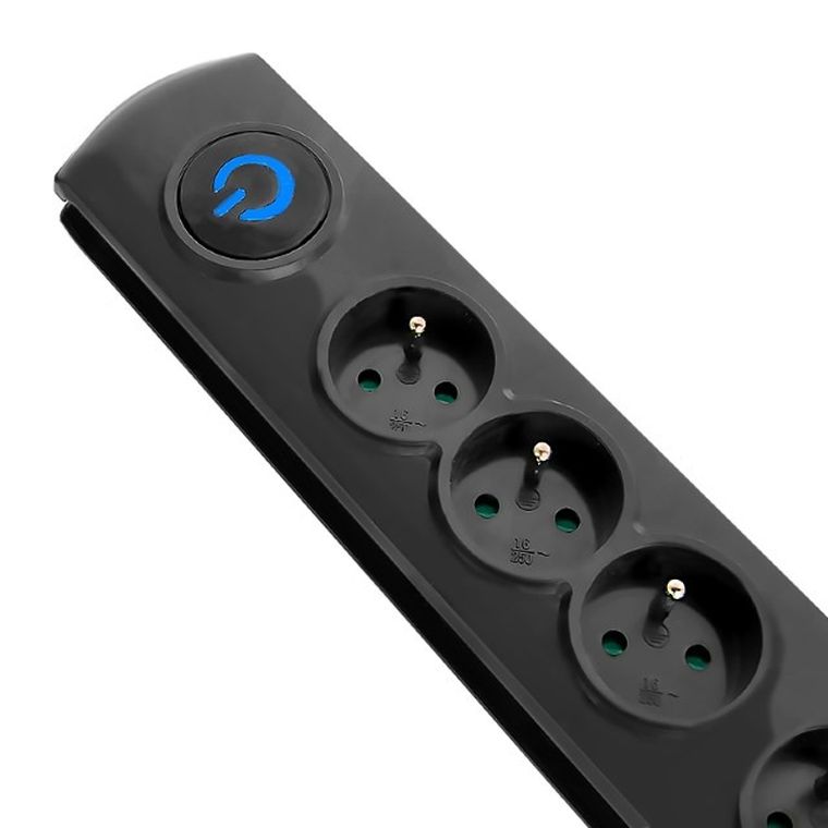 Qoltec, listwa zasilająca, 1,5 m, 50104