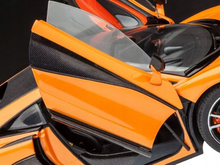 Revell, McLaren 570S, model do sklejania, 1:24