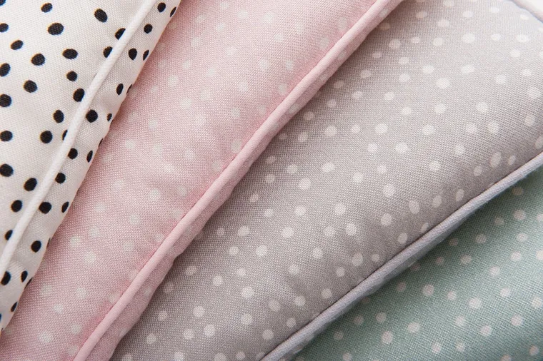 Samiboo, bambusowa płaska poduszka dla niemowlaka, 25-35 cm, confetti pudrowy róż