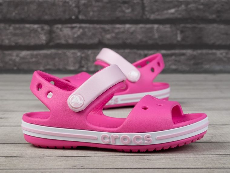 Sandały dziewczęce, różowe, Crocs Byaband
