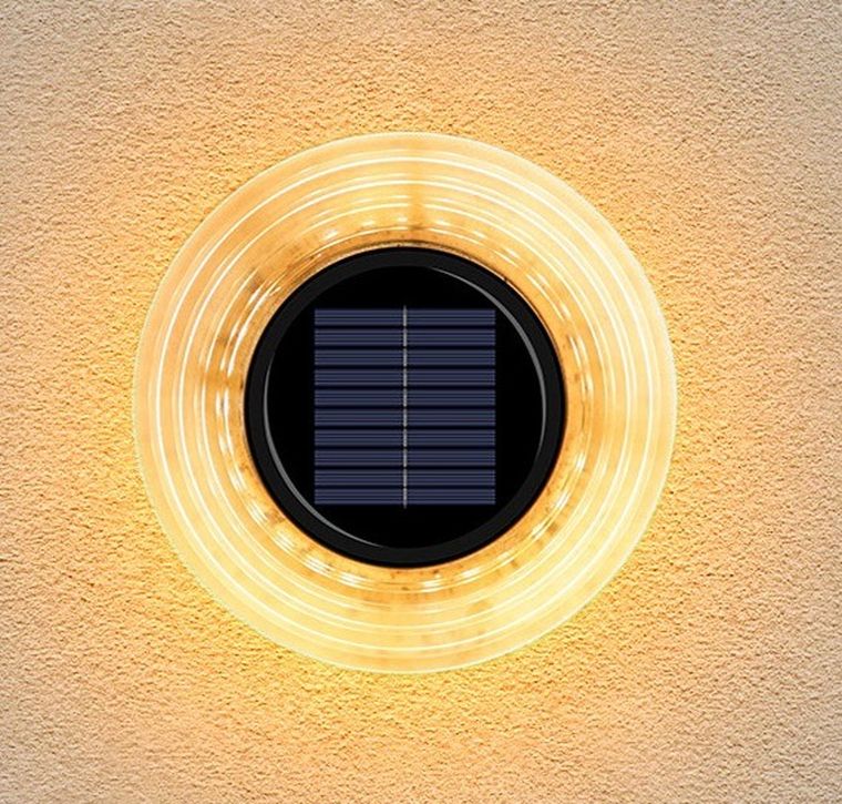 Saska Garden, lampa solarna dyskowa, 28 led, do wbicia w grunt lub montażu na ścianie