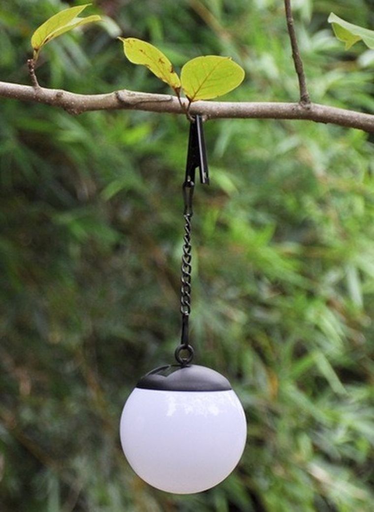 Saska Garden, lampa solarna plastikowa, kula wisząca na klips, 10-30 cm