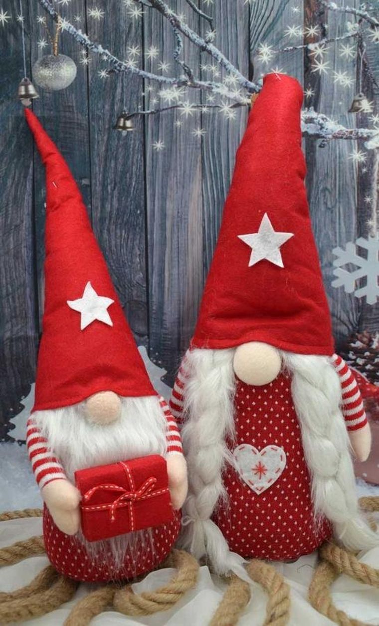 Saska Garden, Mikołaj z prezentem, 50 cm