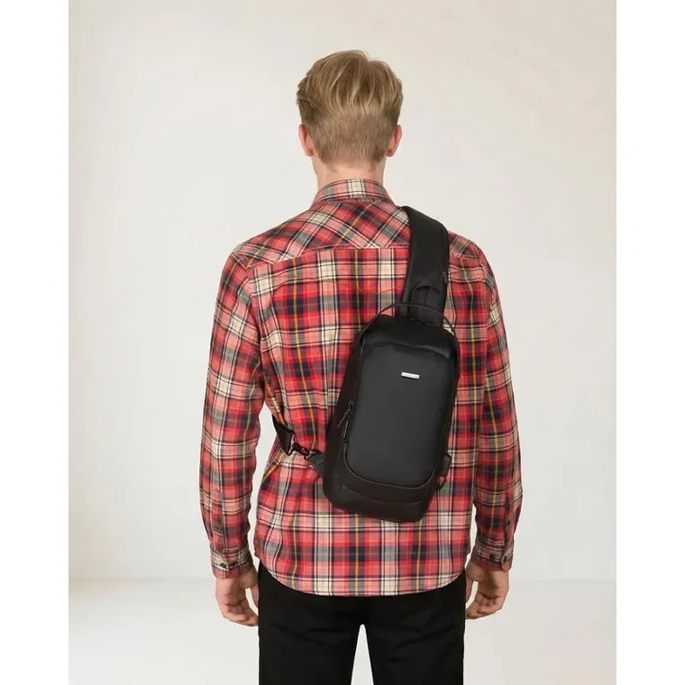 Saszetka na ramię, czarna, skórzana, Rovicky