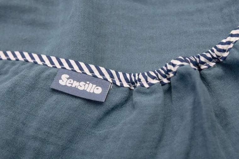 Sensillo, otulacz muślinowy do fotelika samochodowego, niebieski, 75-75 cm