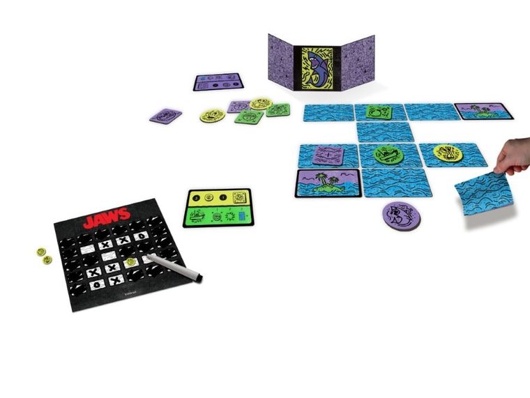 Shuffle, Retro, Szczęki, gra karciana