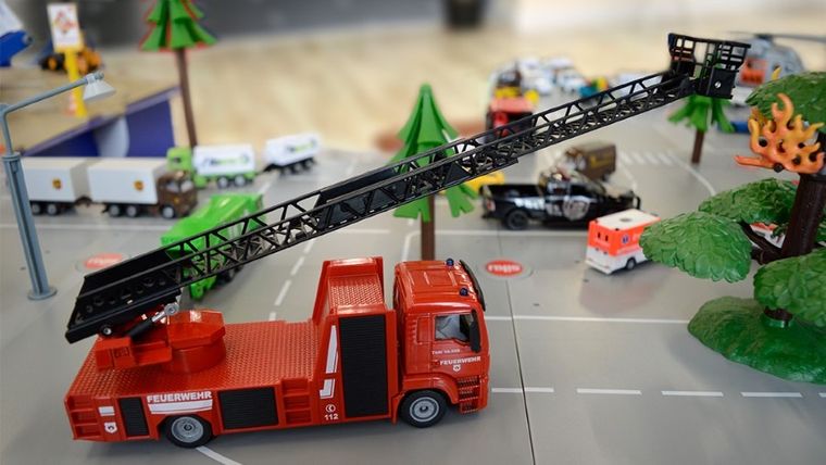 Siku, pojazd straży pożarnej z drabiną, 2114