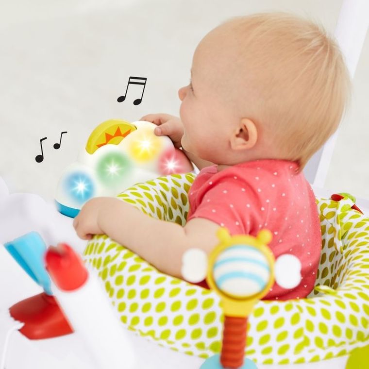 Skip Hop, Explore and More, skoczek interaktywny