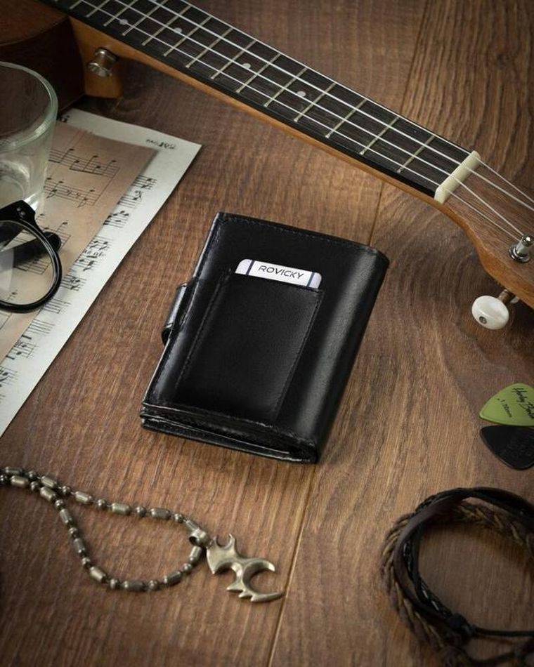 Skórzany portfel męski średnich rozmiarów z systemem RFID, 4U Cavaldi