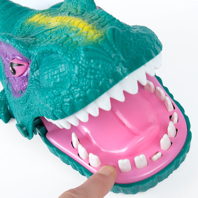 Smiki, Dinozaur u dentysty, gra zręcznościowa