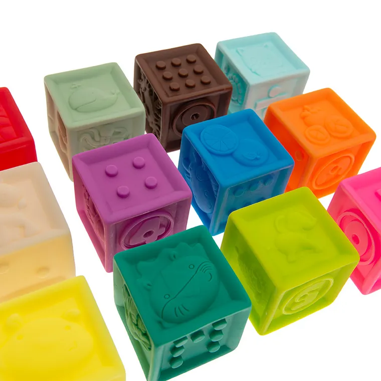 Smiki, Klocki, piłki i zwierzątka, zabawki sensoryczne